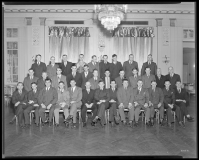 Texas Company (Thompson Road and Old Frankfort Pike); banquet                             hall; group portrait