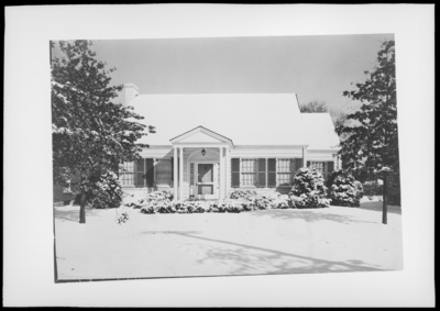 Mrs. E.H. Cocanougher; (161 Chenault Avenue); home; exterior;                             blanketed in snow