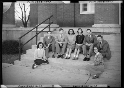 Georgetown College; Panhellenic; exterior; group                             portrait