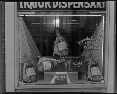 Lime & Vine Liquor Dispensary, 100 West Vine; exterior;                             window display for Roma wine