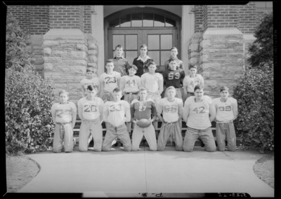 Garth High School; Junior High Football Team; exterior; group                             portrait
