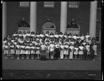 Elementary Orchestra; Henry Clay High School, 701 East Main;                             exterior; group portrait