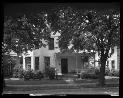 Thompson Home; 350 South Broadway Park; exterior