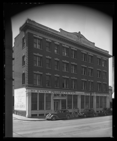 Tunis Building, Evans Products (Heating), 260-268 East Main;                             photographs requested by Sears & Roebuck Company, 213 East Main;                             building; exterior; front view