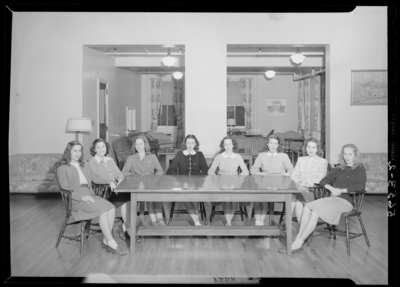 Inter-Dorm Council; Pat Hall, University of Kentucky; interior;                             group portrait