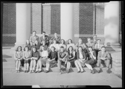 Georgetown College; B.S.U (Baptist Student Union) Council;                             exterior; group portrait