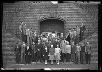 ASME (American Society of Mechanical Engineering); University of                             Kentucky; Engineering Building; exterior; group portrait