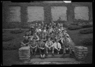 AIMJ, (1947 Kentuckian) (University of Kentucky); exterior; group                             portrait