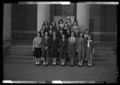 Georgetown College; exterior of building; group of women; group                             portrait