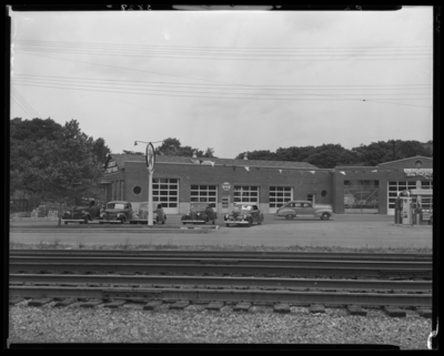 Lexington Auto Body Works, Aldridge Harry Motors (Hudson); 133                             Midland; exterior