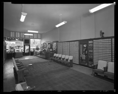 Nisley Company (shoe store), 116 West Main; interior