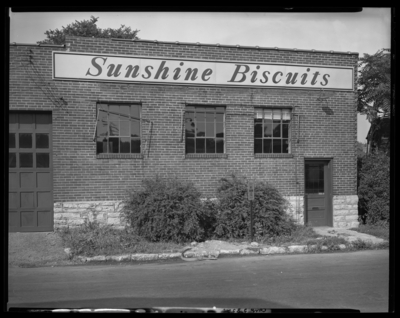 Sunshine Biscuit Company; building; exterior front