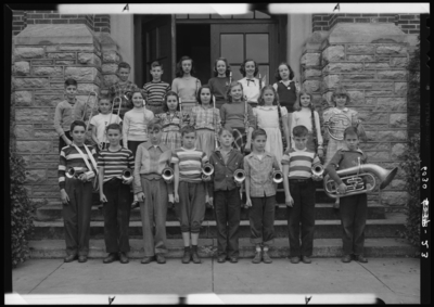 Garth High School (Georgetown, Kentucky); Beginners Band;                             exterior; group portrait
