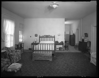 Methodist Home (Versailles, Kentucky); interior;                             bedroom