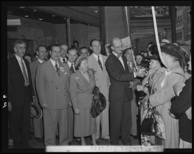 Ben Snyder (department store, 113-117 East Main); formal opening;                             interior; ceremony
