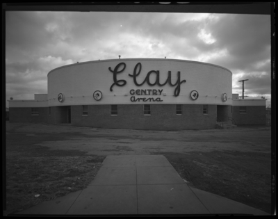 Clay-Gentry Arena (Stock Yard); exterior of building