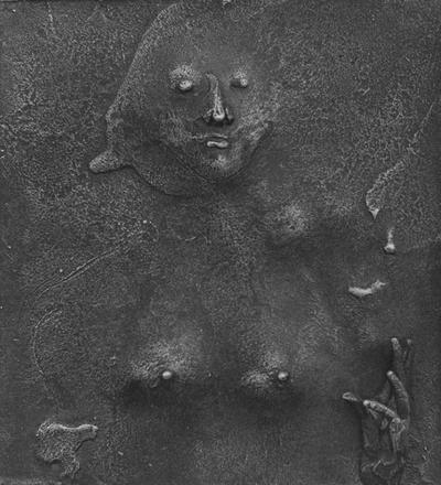 A bronze female relief sculpture by John Tuska. This is one of the Italy inspired bronzes created during and after Tuska's trip to Italy in 1969