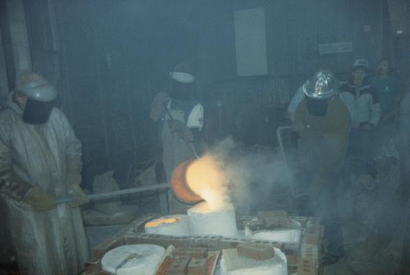 John Tuska, Jack Gron and four students pouring in the University of Kentucky foundry. The photograph was taken by Zig Gierlach