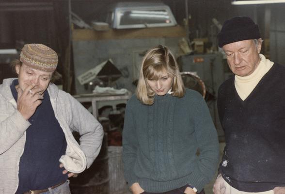 John Tuska and two students in the University of Kentucky foundry. The photograph was taken by Zig Gierlach