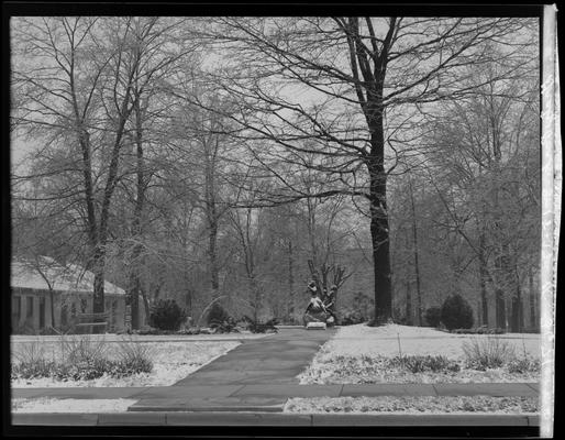 Gratz Park; snow scene