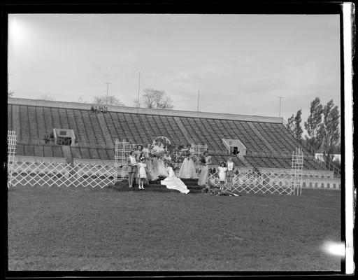 University of Kentucky May Day; queen's court