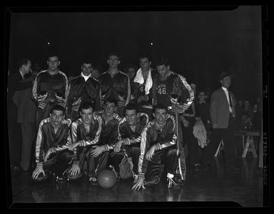 1946 Basketball Team