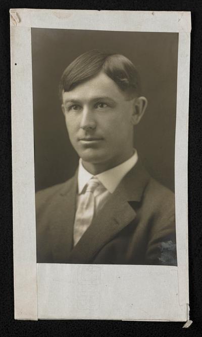 Aubrey Miller, Grayson County, winner of Federation prize $100, awarded at Maysville 1916 where he spoke