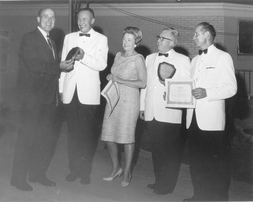 Groups; Unidentified; Award presentation