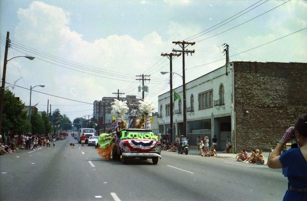 Cafe LMNOP parade truck at the Lexington Fourth of July parade