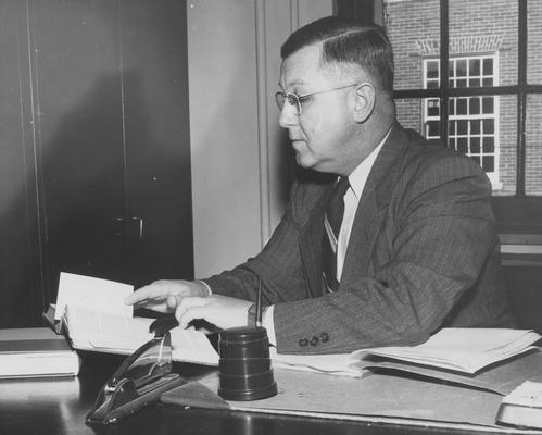 Hartford, Ellis Ford, Dean of Community Colleges, photographer: John Mitchell Photograph