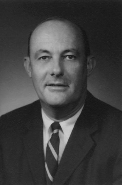 Barnhart, Charles E., Dean, College of Agriculture, 1969 - ???, started Research Program at the Kentucky Agriculture Experiment Station