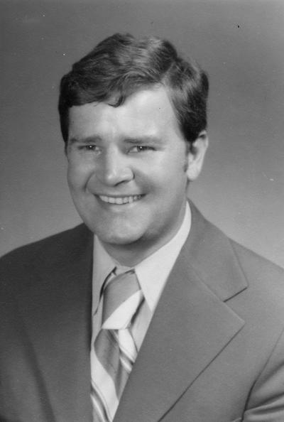 Bell, Thomas, Member of Board of Trustees, 1970 - 1973 ; 1983 - 1986, University of Kentucky Alumnus, lawyer and National Football League referee