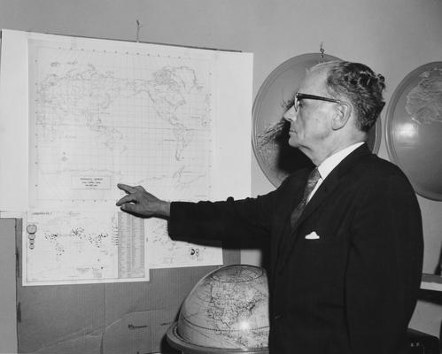 Schwenderman, Joseph Raymond, Chairman and Professor of Geography