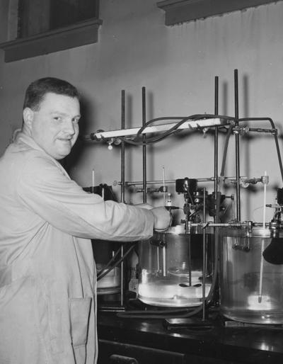 Sears, Paul Gregory, Professor of Chemistry, Y. S. Signal Corps Research Grant