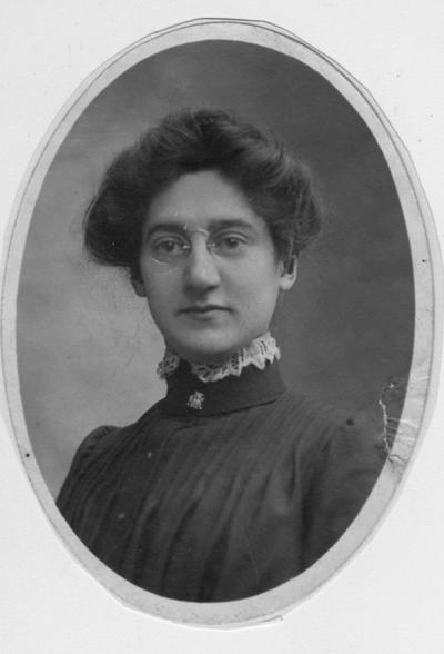 Richardson, (first name unknown, female), Faculty / Staff