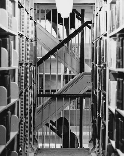 Open stacks in the King Library went up to the fifth floor (now presently Special Archives and closed stacks). Photographer: R. R. Rodney Boyce and Associates