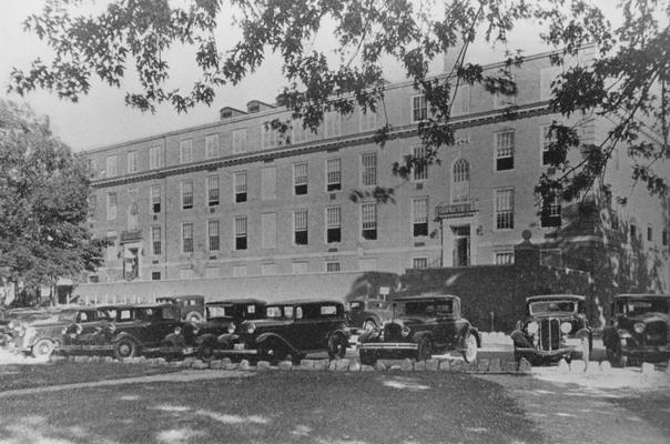 Parking around McVey Hall was ample in the early years of the University of Kentucky