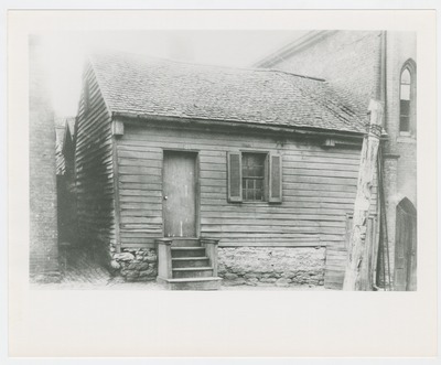 Slave house next to Wendover Stables on west side of Limestone Street