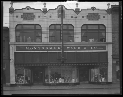 Montgomery Ward Company; exterior; 230-232 East Main