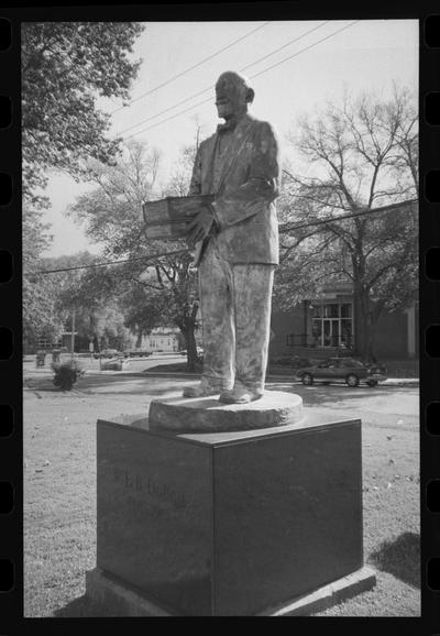 WEB Dubois statue, Columbia, Tennessee