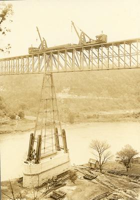 Cranes doing construction on High Bridge