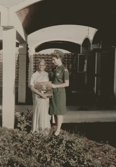 Presentation of award in John Jacob Niles' name to new Girl Scout center in India