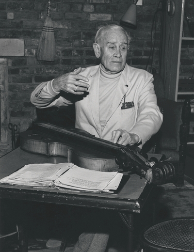 John Jacob Niles with dulcimer; Boot Hill Farm; Jack Cobb