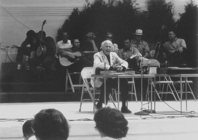 Performance by John Jacob Niles at Outdoor Folk Festival; Cincinnati, Ohio; Grauman Marks