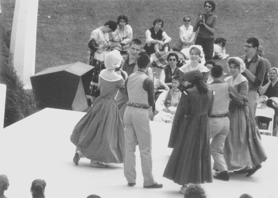 Performance by John Jacob Niles at Outdoor Folk Festival; Cincinnati, Ohio; Grauman Marks