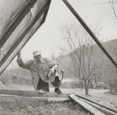 John Jacob Niles outdoors at Boot Hill Farm; Lucie Becker, Louisville Courier-Journal