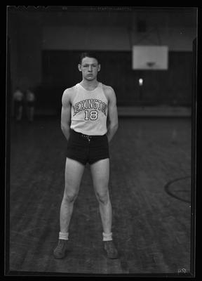 Basketball player (Lexington, #18)