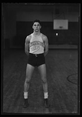 Basketball player (Lexington, #16)