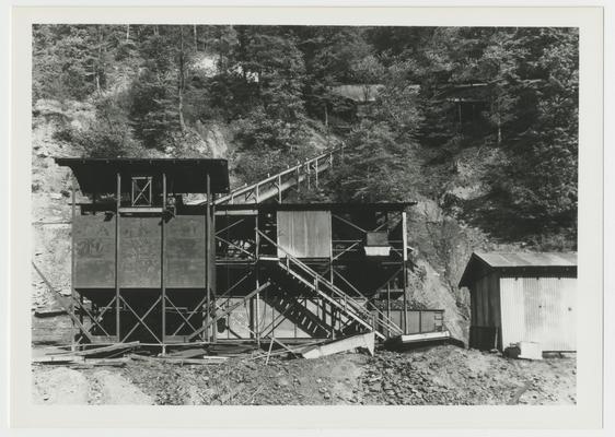 Marlowe Coal Company; Defiance, Kentucky - tipple