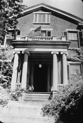 David Bell House - Note on slide: 315 South Broadway